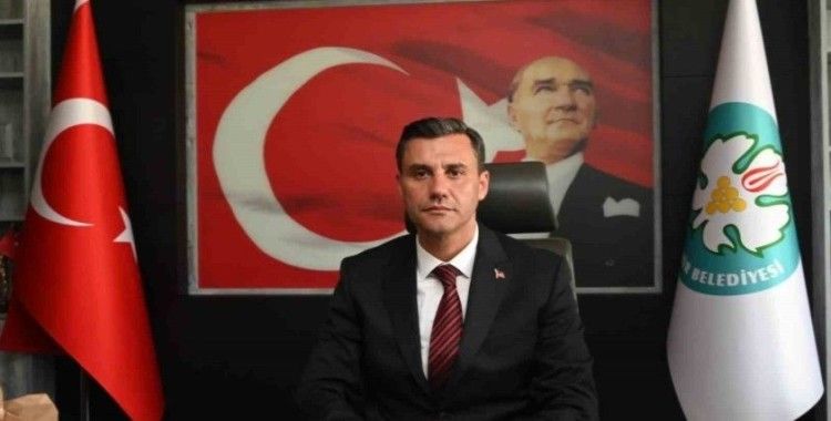 Başkan Zeyrek müjdeyi verdi: Manisa - İzmir arası ulaşım 150 TL’den 100 TL’ye düştü
