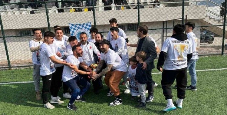 Camiden yeşil sahalara uzanan şampiyonluk
