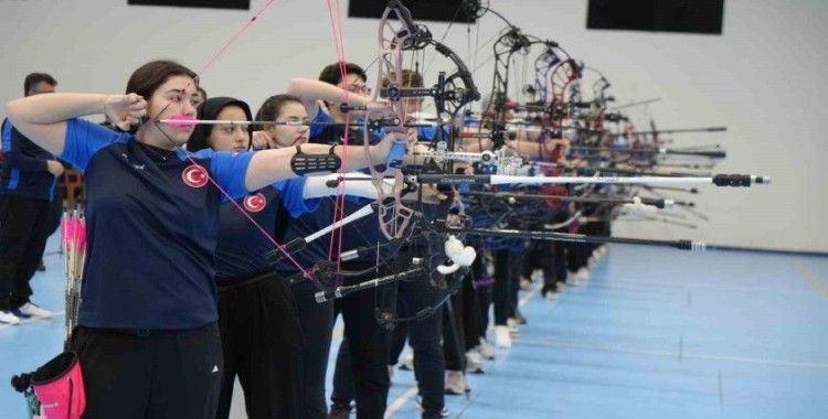 Milli okçular, Los Angeles Olimpiyatları’nın ilk adımını Samsun’dan atıyor
