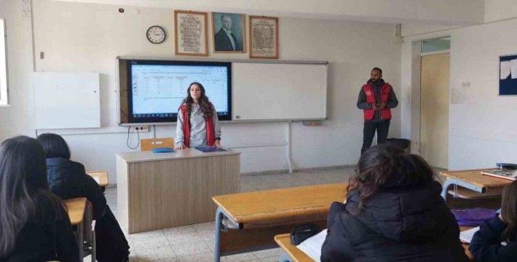 Gençler hayallerini sahneye taşıyacak
