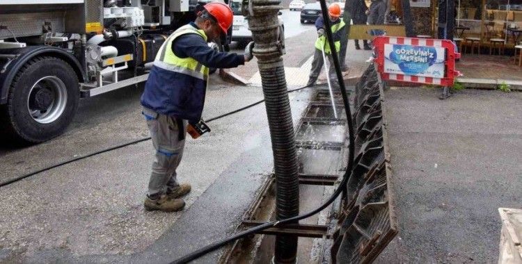 MESKİ su baskınlarına karşı tedbirlerini sürdürüyor
