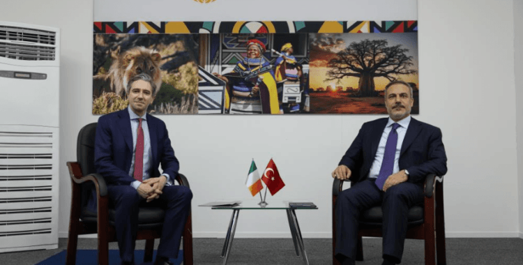 Dışişleri Bakanı Fidan, İrlandalı mevkidaşı Harris ile görüştü