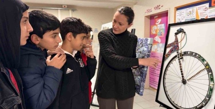 Öğrencilere "Atık pillerinizi çöpe atmayın" uyarısı
