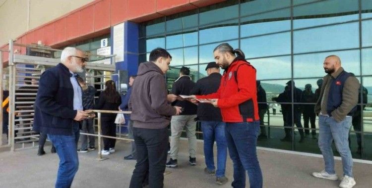 Mersin’de gençler terörle mücadele konusunda bilgilendiriliyor
