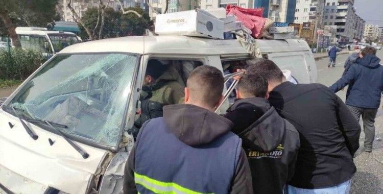 Minibüste can pazarı
