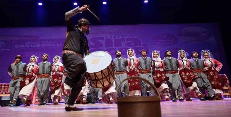 Denizli Büyükşehir tarafından düzenlenen Urfa Sıra Gecesi unutulmaz anlara sahne oldu
