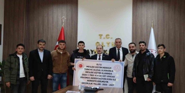 Erzurum’un Oltu ilçesinden 5 çırak Hollanda yolcusu
