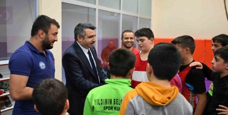 Başkan Yılmaz, şampiyon gençlerle buluştu
