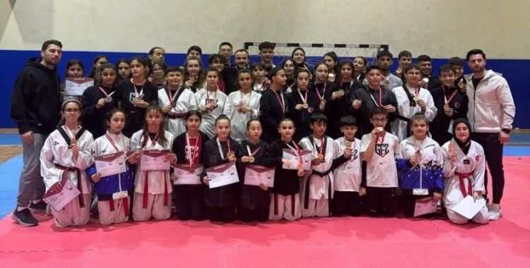 Okullar Arası Taekwondo Aydın İl Şampiyonası yapıldı
