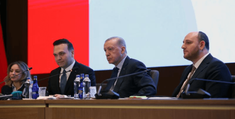 Cumhurbaşkanı Erdoğan, AK Parti Kadın ve Gençlik Kolları MKYK toplantılarına katıldı