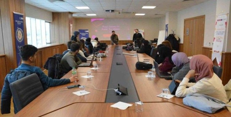 Üniversiteliler workshopla bilgilerini pekiştirdi