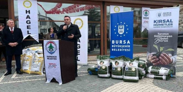 Büyükşehir’den çiftçiye tohum desteği
