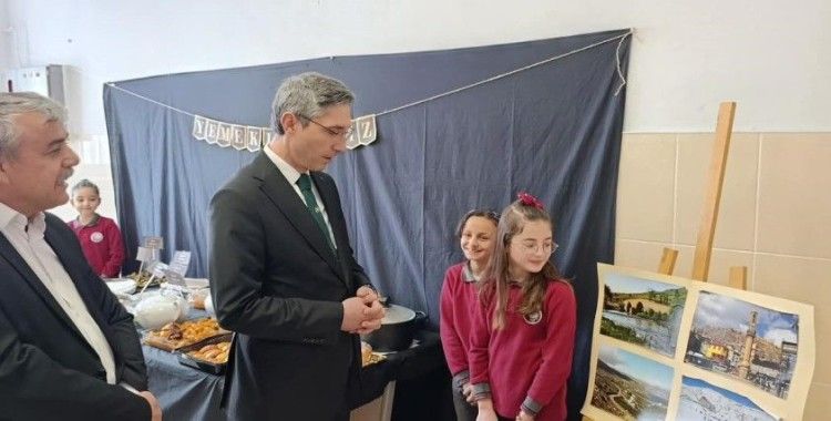 Öğrencilerden ’21 Şubat Bayburt’un Kurtuluşu’ temalı resim sergisi
