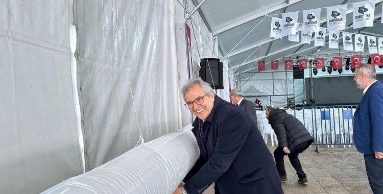 Bandırma Belediyesi iftar çadırı kurdu
