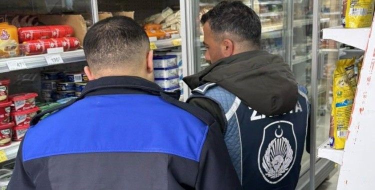 Demirözü’nde zabıtadan denetim