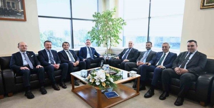 Başkan Bozbey BTSO’yu ziyaret etti
