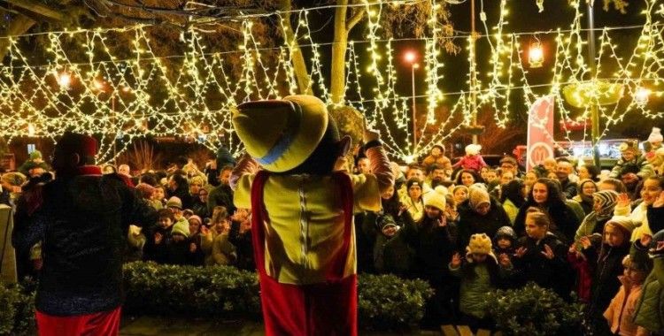 Bilecik’te iftar yemeğine binlerce kişi katıldı
