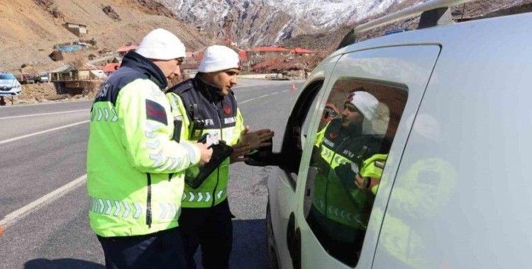 Hakkari’de trafik denetimi
