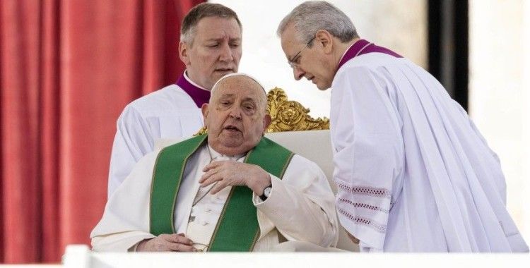 Papa iki kez solunum yetmezliği yaşadı