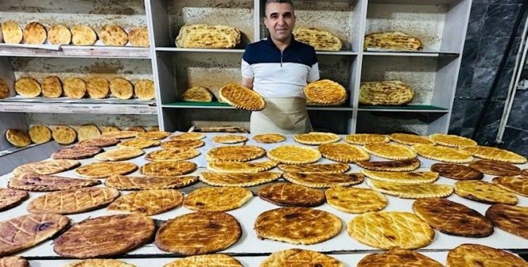 Van’ın meşhur lezzeti Yüksekova’nın sahur sofralarının vazgeçilmezi oldu
