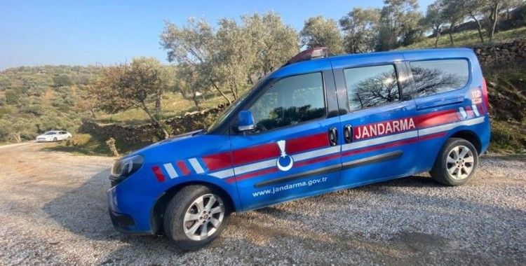 Uçuruma yuvarlanan traktörün altında kalan şahıs hayatını kaybetti
