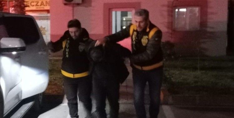 Polise "Kimliğim yok" dedi, yüz tanıma sisteminden yakayı ele verdi
