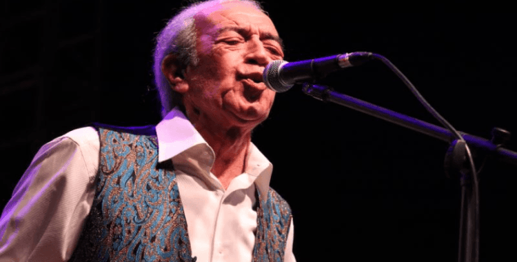 Sanatçı Edip Akbayram son yolculuğuna uğurlandı