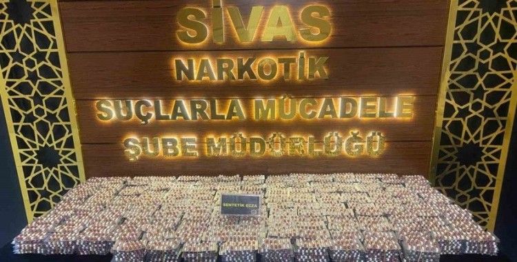 Sivas’ta 21 bin 27 adet sentetik ecza ele geçirildi
