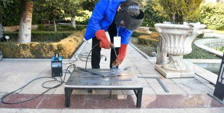 ABB’nin düzenlediği panel usta çırak ilişkisi ve mesleki eğitimin geleceğine ışık tuttu
