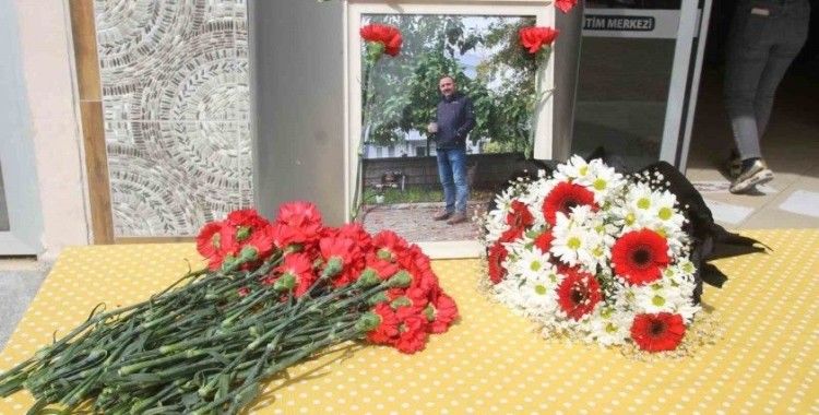 Öğretmen Ballı, son yolculuğuna görev yaptığı okulunda uğurlandı
