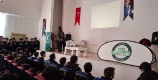 Ardahan’da öğrencilere bağımlılıkla mücadele eğitimi
