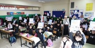 Sultangazi’deki okullarda "Çat Kapı Tiyatro" sürprizi
