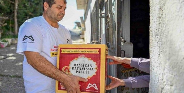 Mersin’de 144 bin haneye ’Ramazan Dayanışma Paketi’ ulaştırılacak
