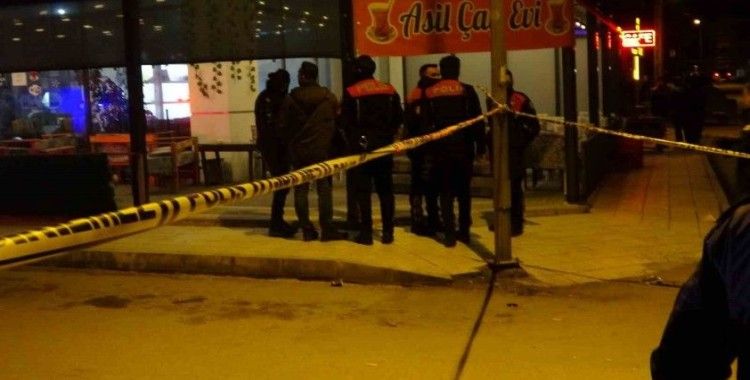 Kahvehanedeki silahlı saldırıda yaralılardan biri hayatını kaybetti
