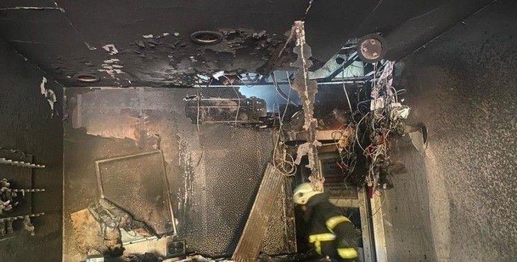 Samandağ’da telefoncuda yangın çıktı