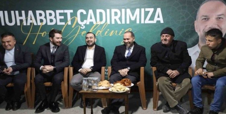 Başkan Özdemir, Muhabbet Çadırı’nda vatandaşlarla buluştu
