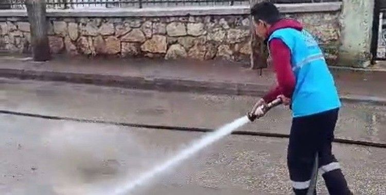Adıyaman’da cadde ve sokaklar temizleniyor
