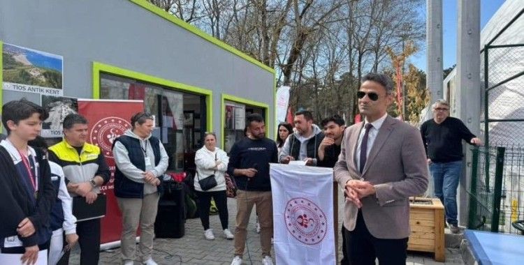Çaycuma’da okul sporları tenis yıldızlar grup maçları heyecanı
