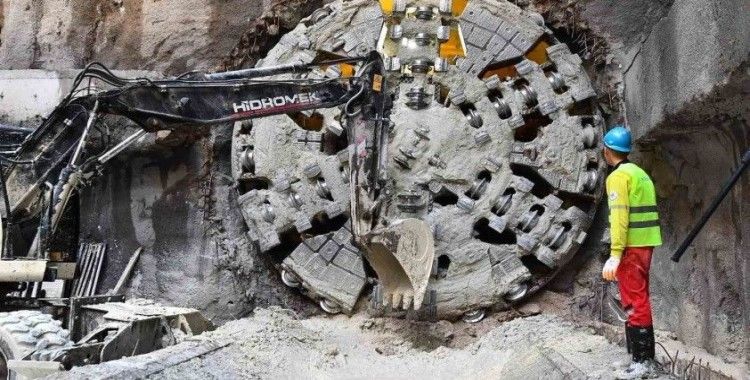 Buca Metrosu’nda yoğun tempo