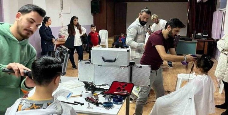 ’Kucak Dolusu Hayaller’ projesi kapsamında 100 öğrenci ücretsiz tıraş oldu
