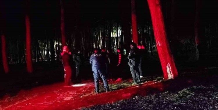 İki genç arasında başlayan tartışma kanlı bitti: 1 yaralı
