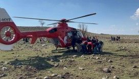 Helikopter ambulans kırsal alanda yaralanan hasta için havalandı