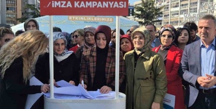 "Anayasa Değişsin, Aile Korunsun" imza kampanyası
