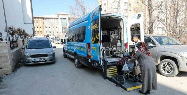 Van Büyükşehir Belediyesi engellilerin sorunlarını ortadan kaldırıyor
