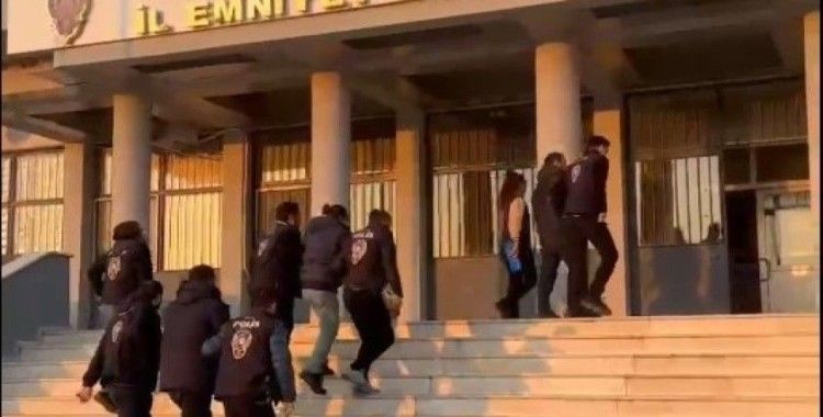 Aydın Siber’den bir günde iki ayrı operasyon: 5 gözaltı
