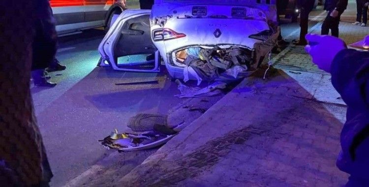 Karadeniz Ereğli’de otomobil takla attı, 5 kişi yaralandı
