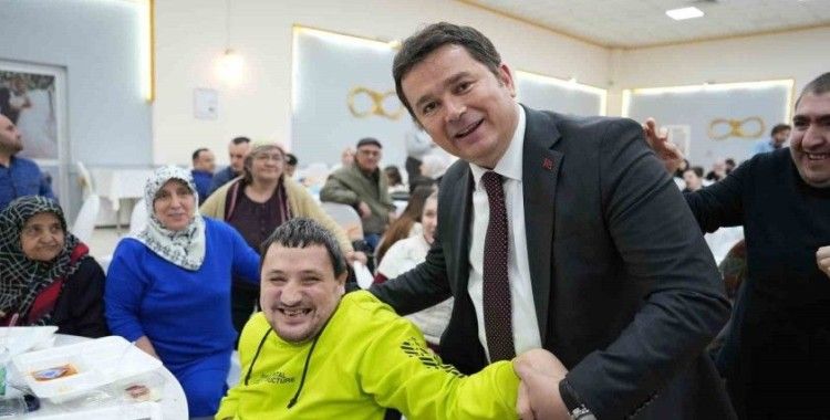 Başkan Aydın BAREM sakinleri ile iftarda buluştu
