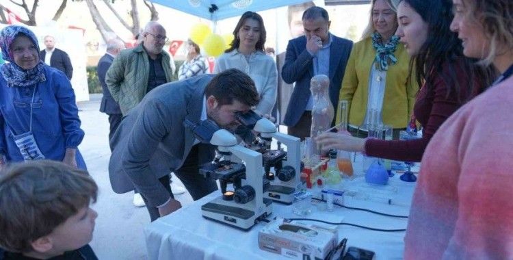 Tarsus’ta Bilim ve Teknoloji Şenliği coşkusu
