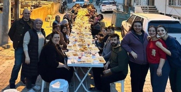 Bandırma’da geleneksel mahalle iftarı düzenlendi
