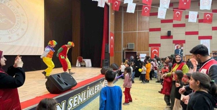 Ağrı’da çocuklar için Ramazan Şenlikleri
